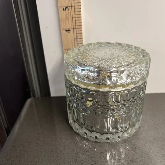 Magnolia &PATCHOULI Scented Candle 8oz Hand Poured In The USA Mercury Glass Jar - Picture 9 of 9